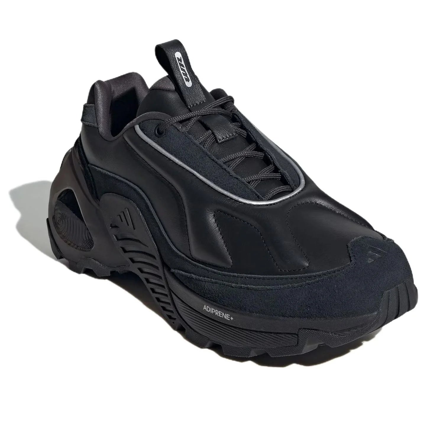 Adidas Wonder Runner - All Black